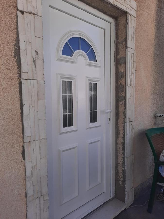 Ani Apartment Split Exterior foto