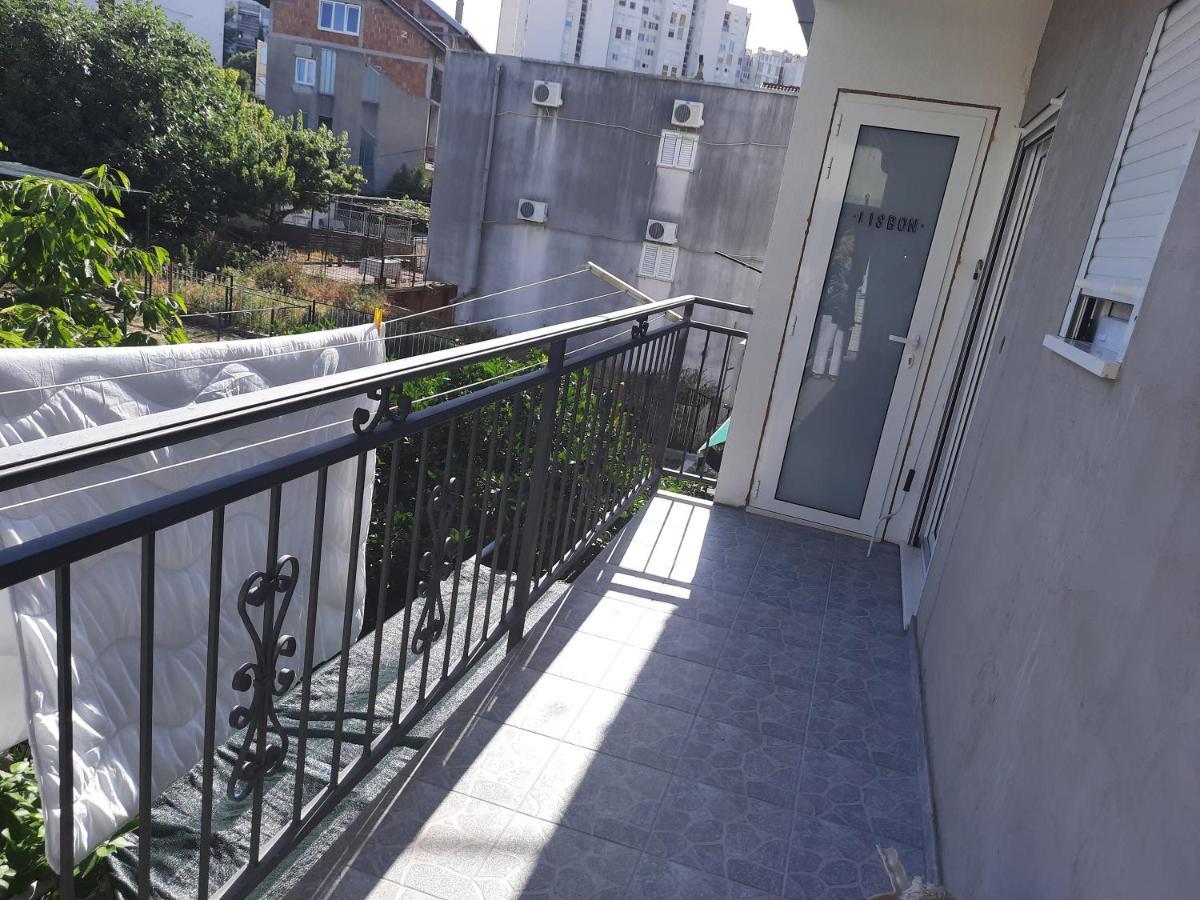 Ani Apartment Split Exterior foto