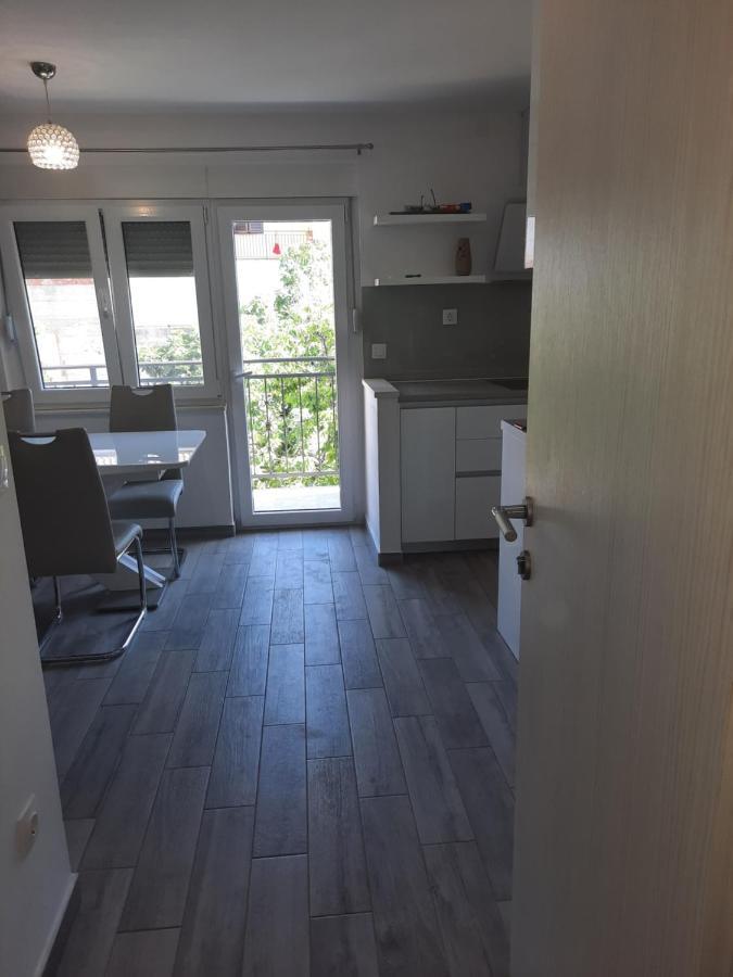 Ani Apartment Split Exterior foto